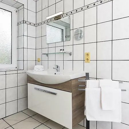 Haus Hafeneck Mit Fruehstuecksoption Apartment Bensersiel Exterior photo